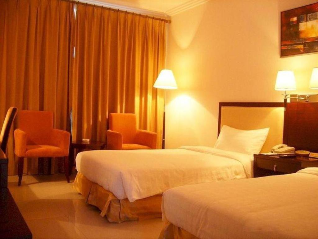 Royal Garden Hotel