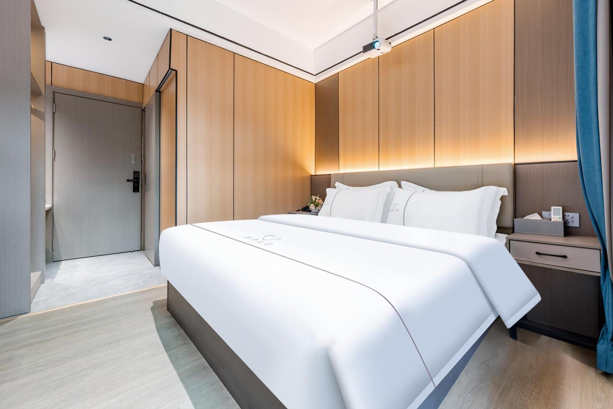 Aparthotel Noman 2*