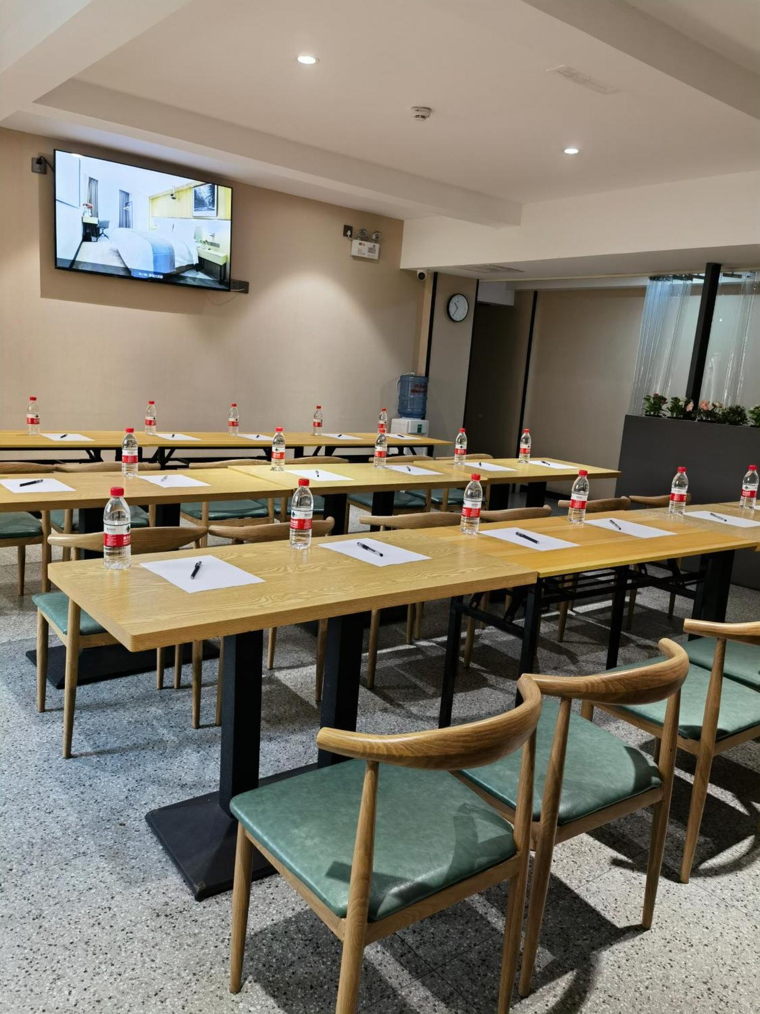Hotel The Time Pazhou-free Shuttle Bus For Fair
