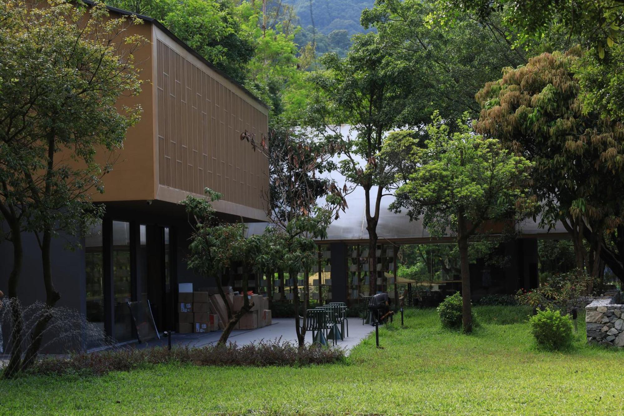 Itree Butterfly's Forest Huadu