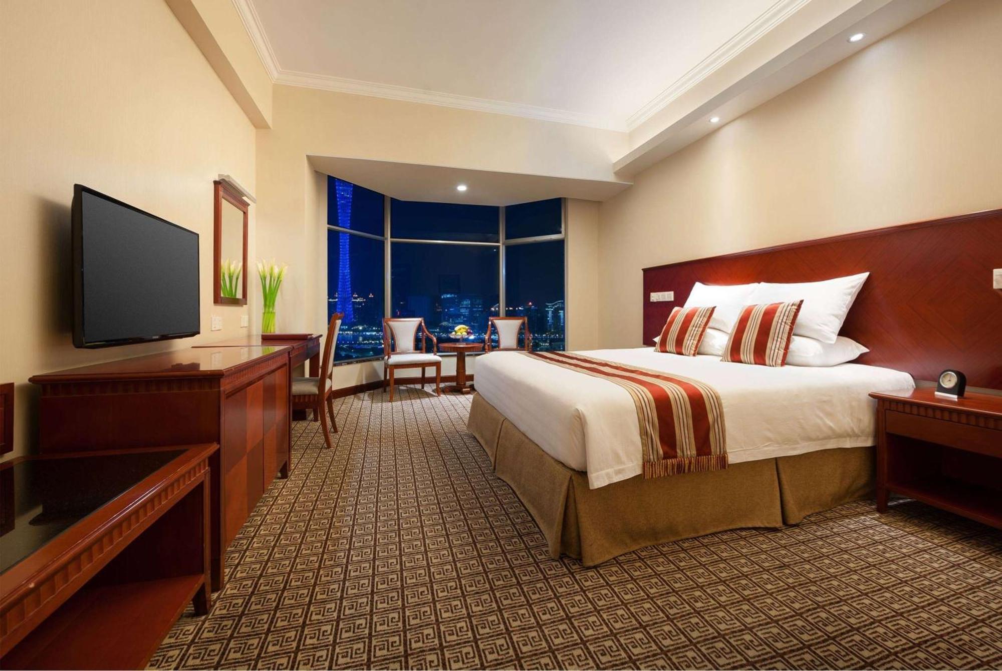 Hotel Ramada By Wyndham Pearl Guangzhou-canton Fair Free Shuttle Bus