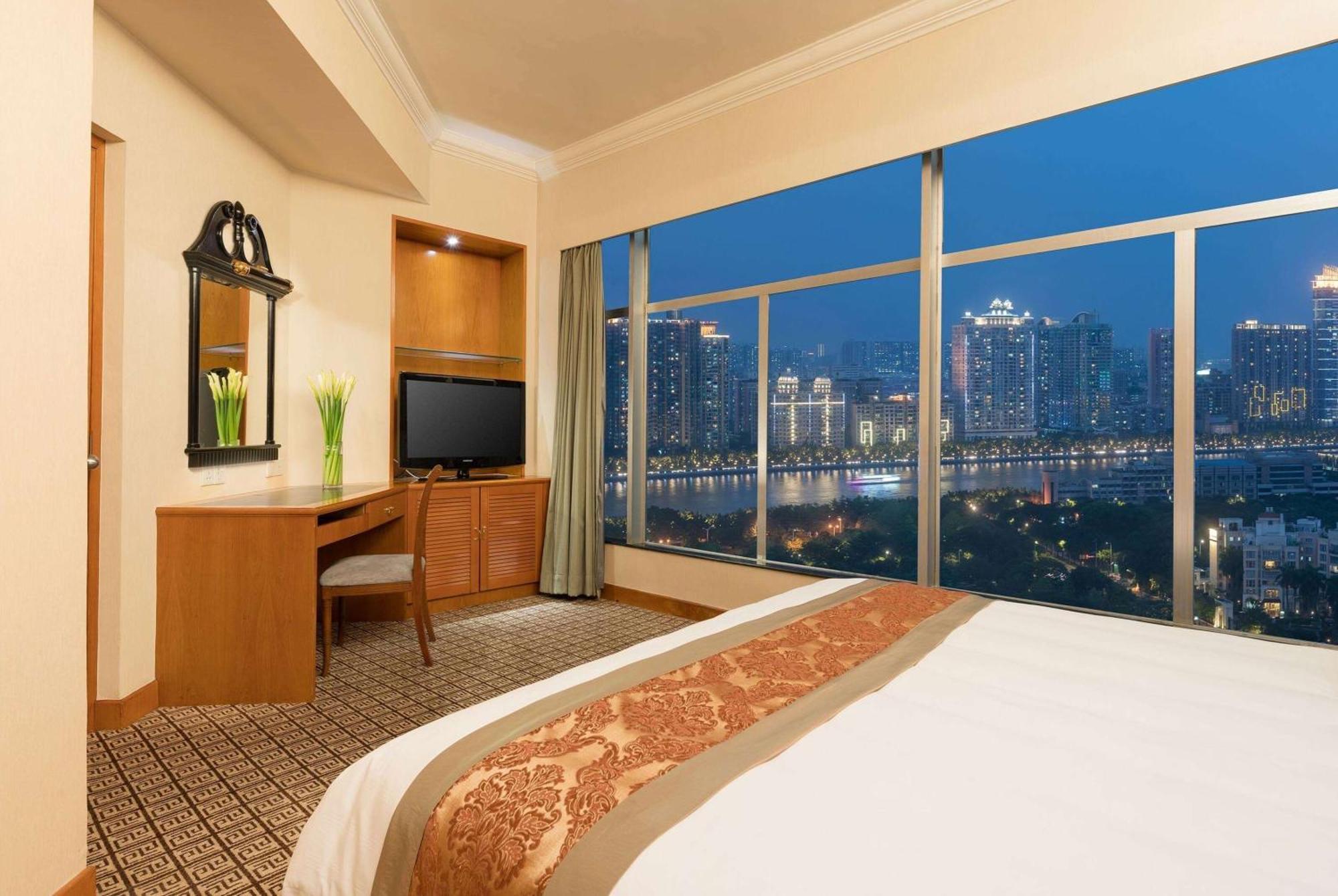 Hotel Ramada By Wyndham Pearl Guangzhou-canton Fair Free Shuttle Bus Guangzhou