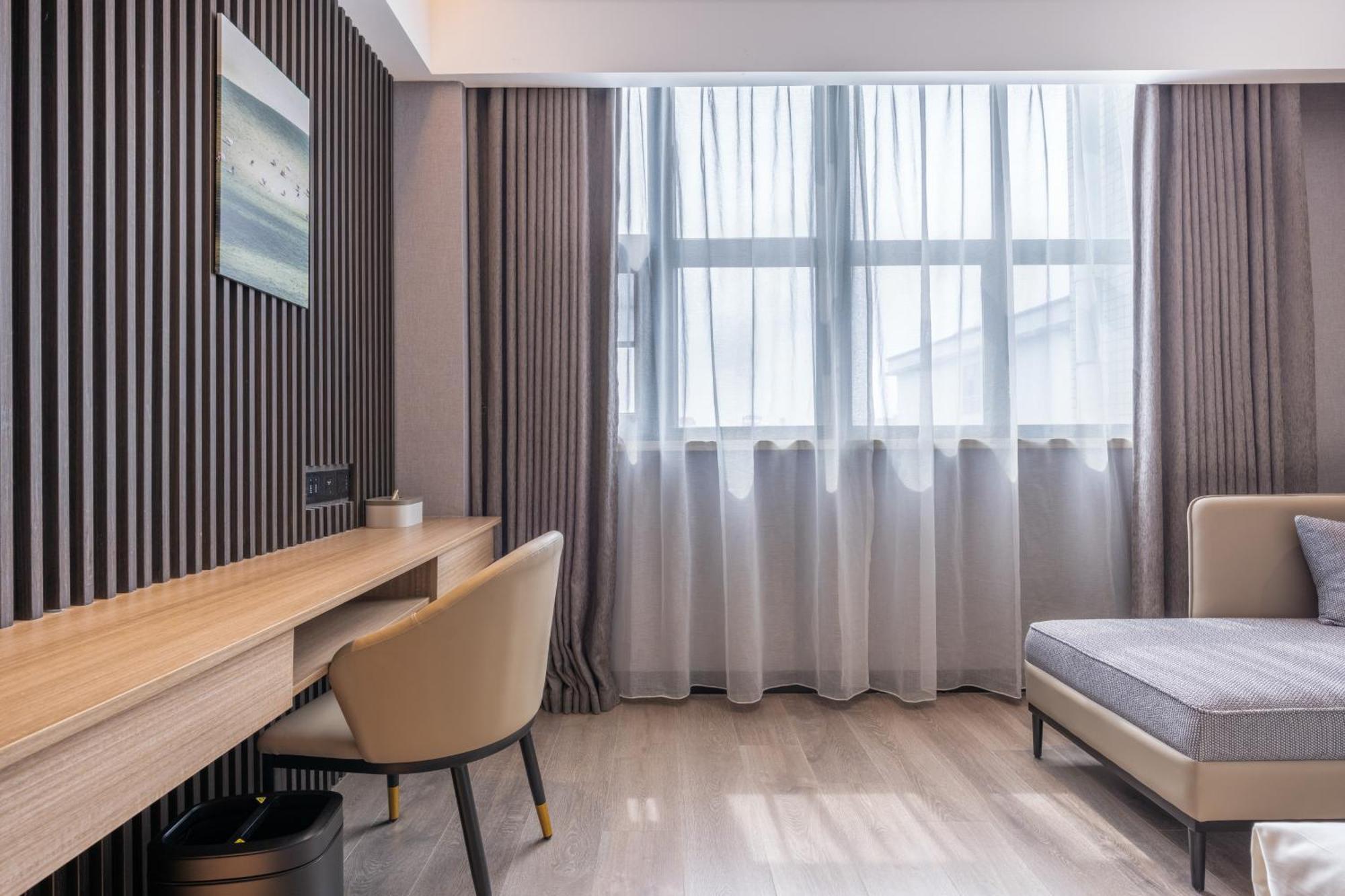 Atour X Baiyun Airport Huadong Chaoyang Road Hotel Guangzhou