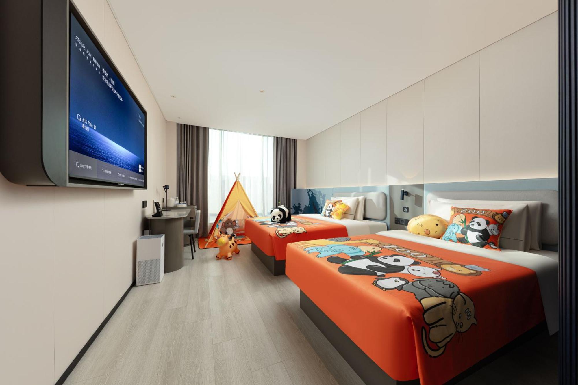 Atour Light Panyu Chimelong Wanbo Business District Hotel Guangzhou