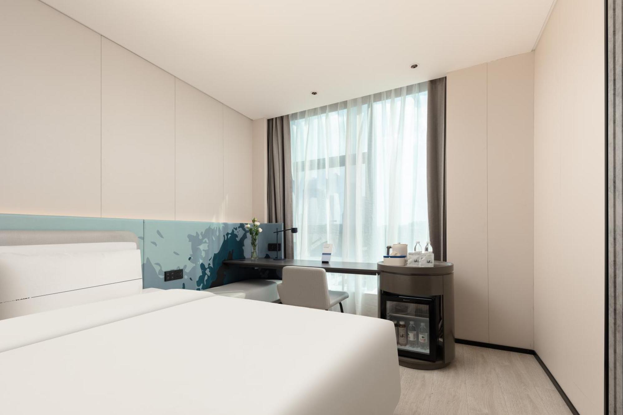 Atour Light Panyu Chimelong Wanbo Business District Hotel Guangzhou