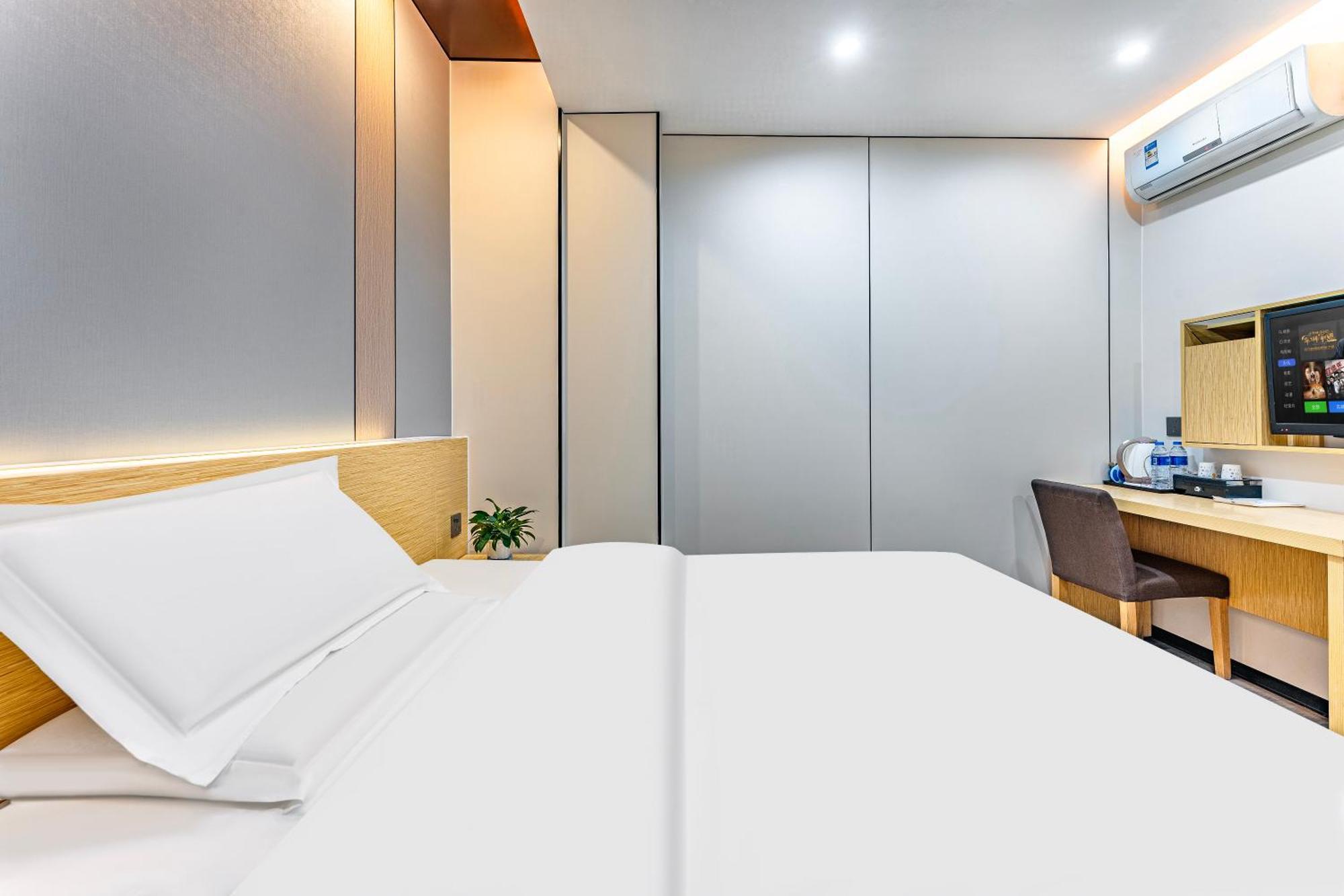 Kaiyue Luoxi Subway Station Branch - Free Deliver Service To Fair Complex During Fair Period