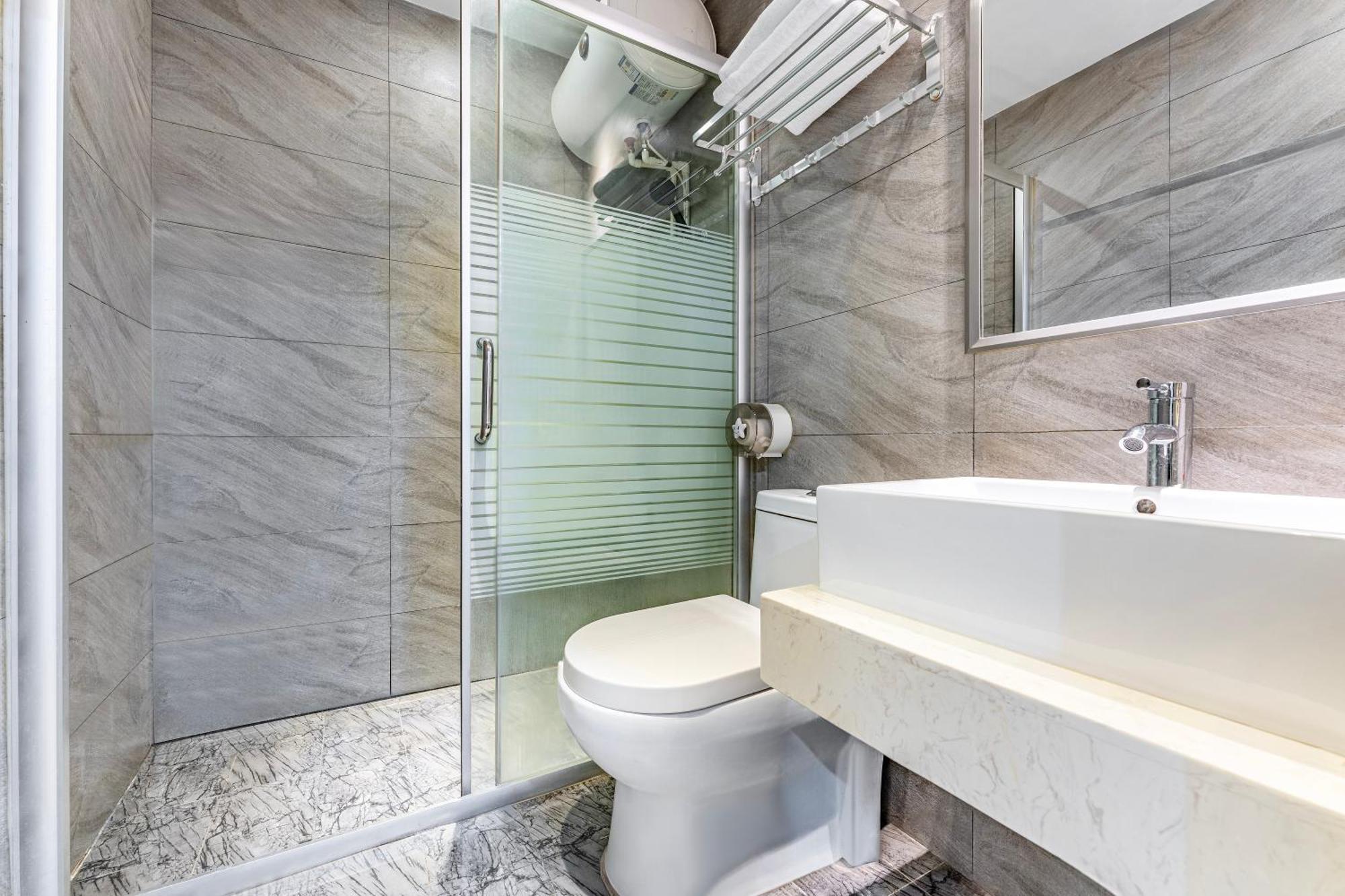 Hotel Kaiyue Luoxi Subway Station Branch - Free Deliver Service To Fair Complex During Fair Period Guangzhou