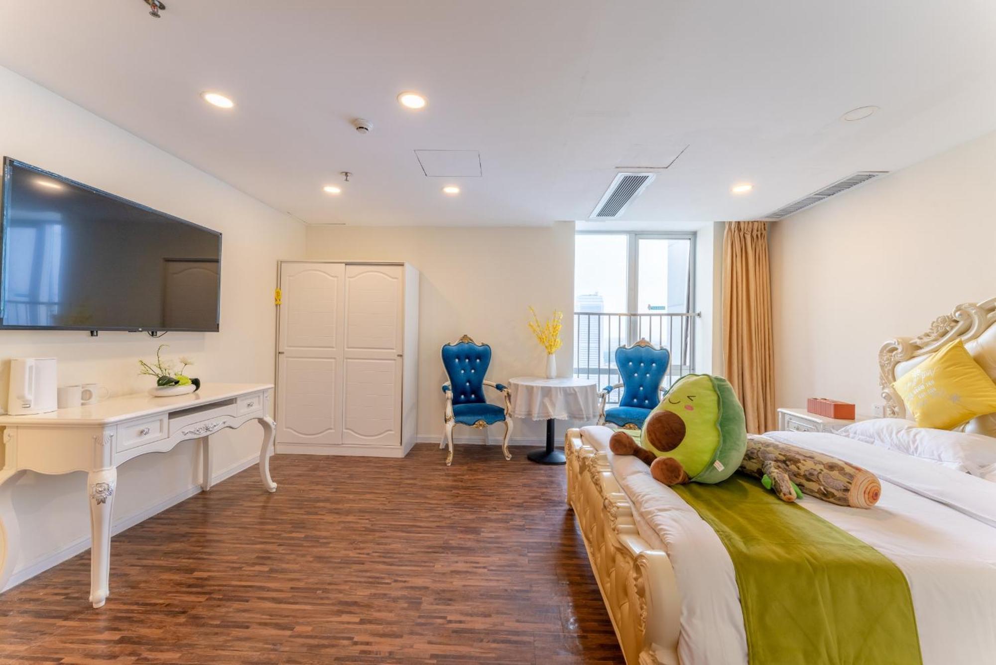 The Legend Hotel- Free Deliver Service To Fair Complex During Fair Period Hotel