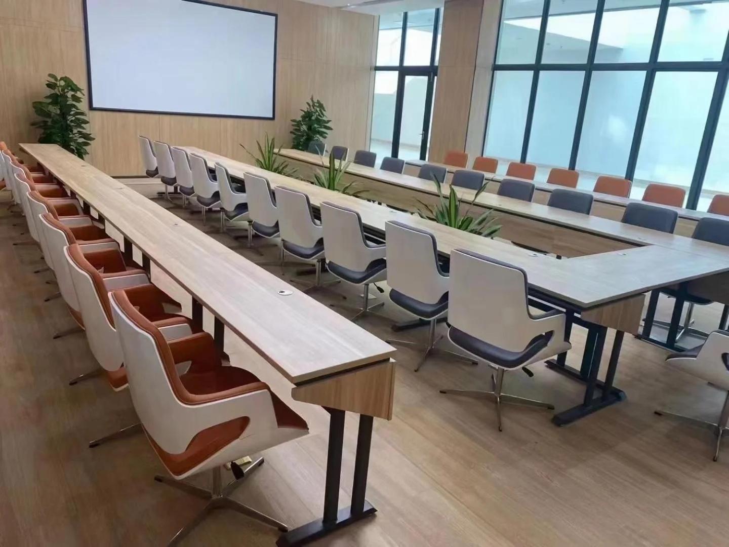 The Legend Hotel- Free Deliver Service To Fair Complex During Fair Period Guangzhou