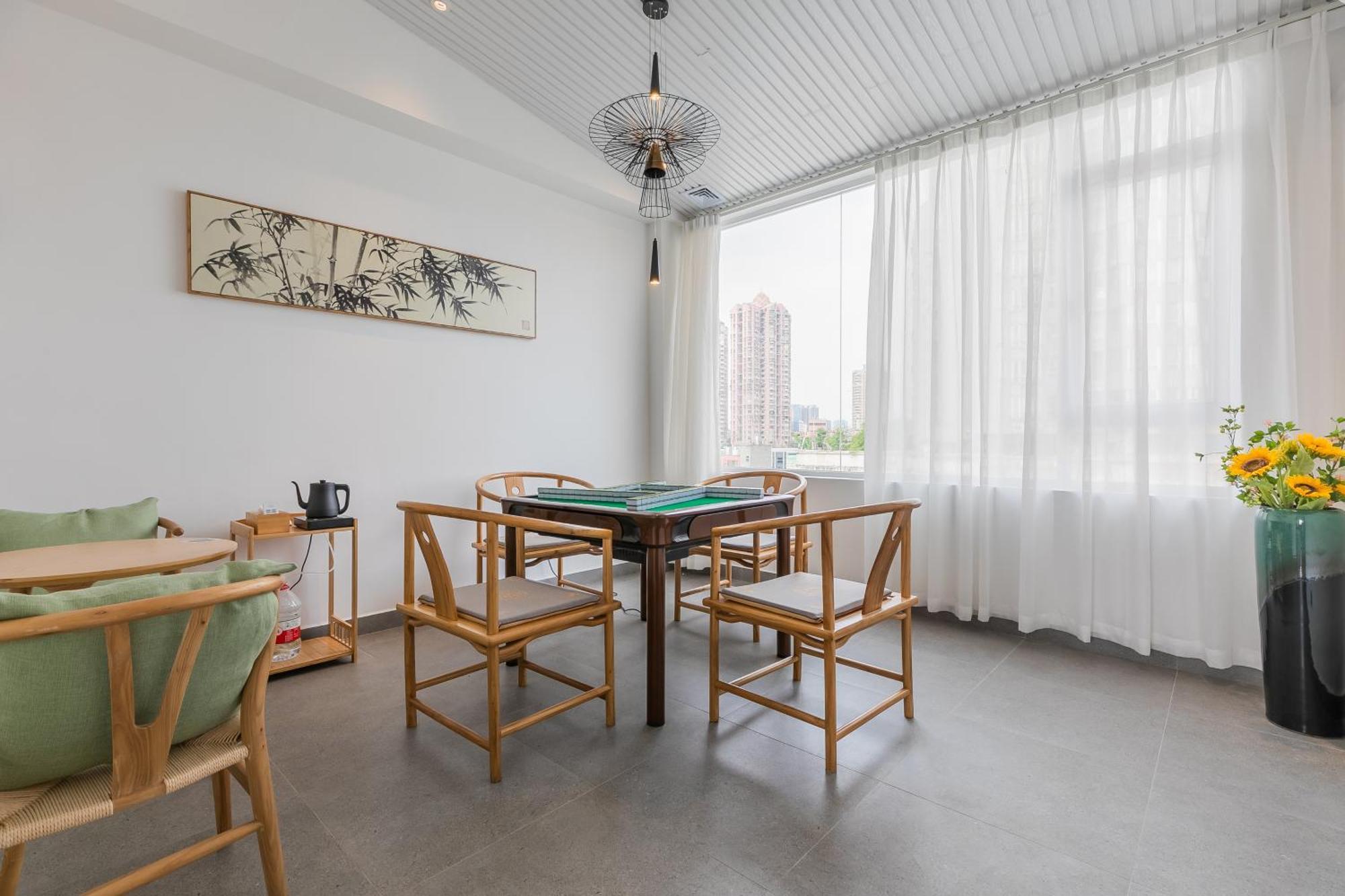 Hotel Stargazing Platform Inn--Guangzhou Chenclanacademy & Shamian & Yongqingfang Branch 4*