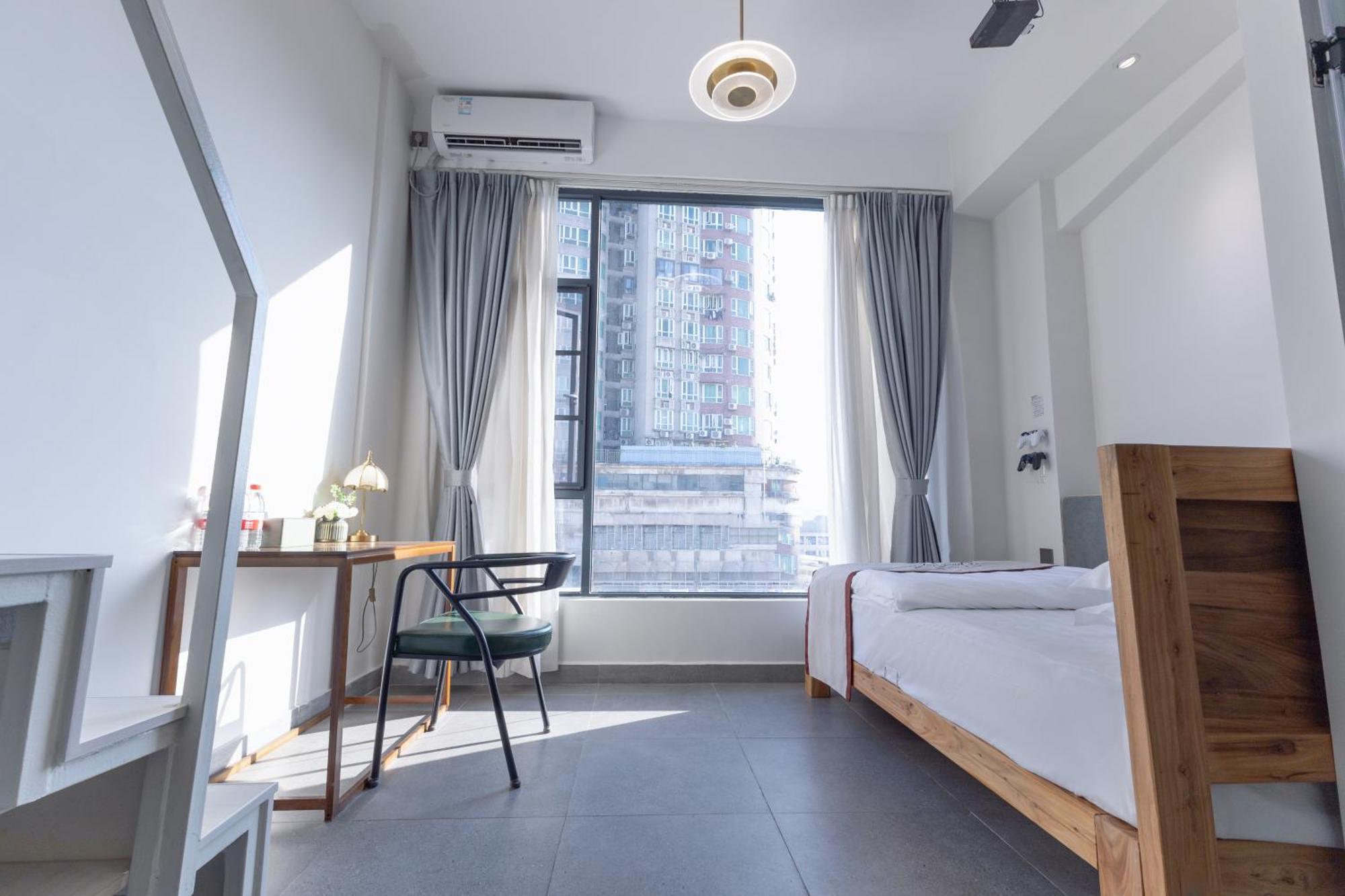 Hotel Stargazing Platform Inn--Guangzhou Chenclanacademy & Shamian & Yongqingfang Branch 4*