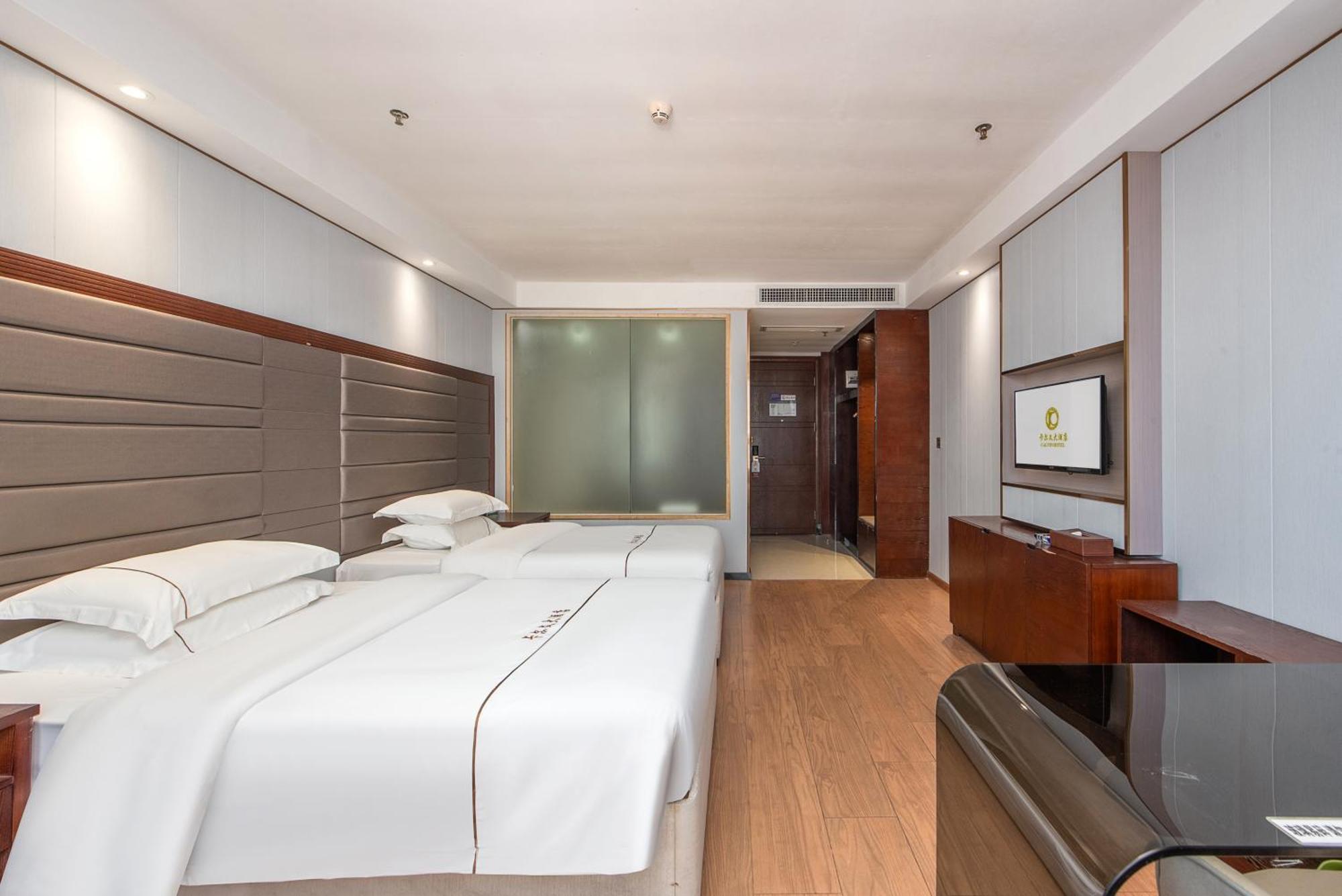 Calvin International Baiyun International Airport Huadu Plaza Branch - Free Deliver Service To Baiyun International Airport & Free Deliver Service To Fair Complex During Fair Period Guangzhou