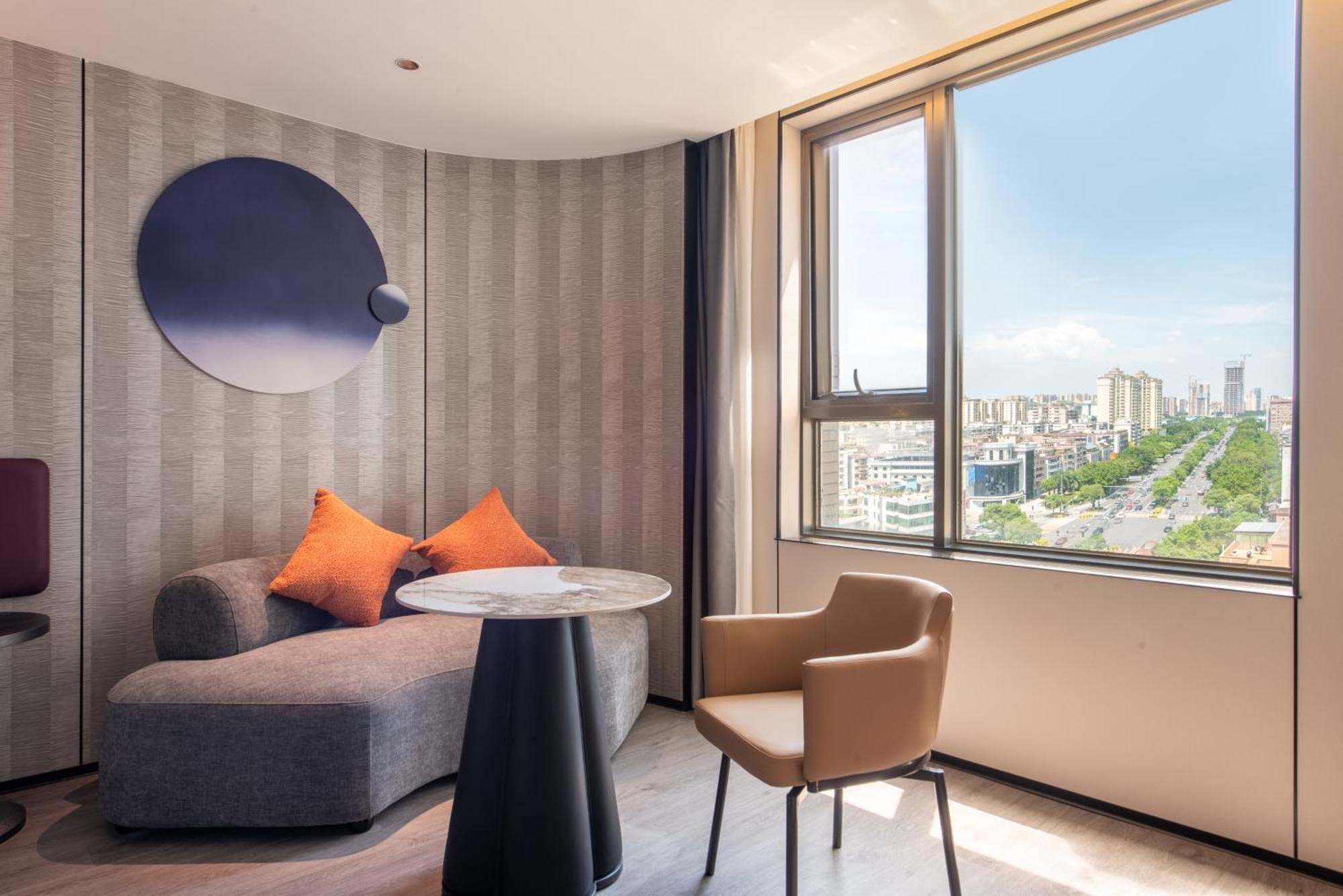 Calvin International Baiyun International Airport Huadu Plaza Branch - Free Deliver Service To Baiyun International Airport & Free Deliver Service To Fair Complex During Fair Period Hotel Guangzhou