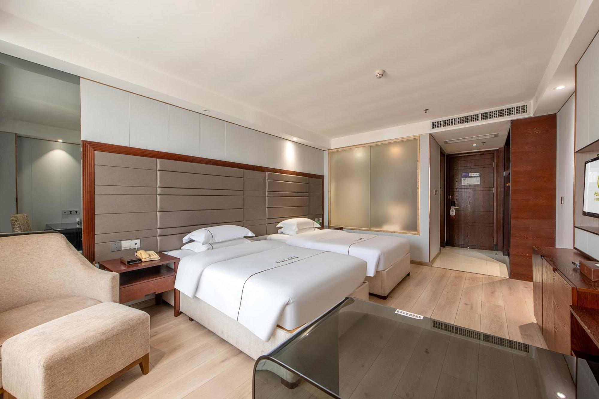 Hotel Calvin International Baiyun International Airport Huadu Plaza Branch - Free Deliver Service To Baiyun International Airport & Free Deliver Service To Fair Complex During Fair Period Guangzhou