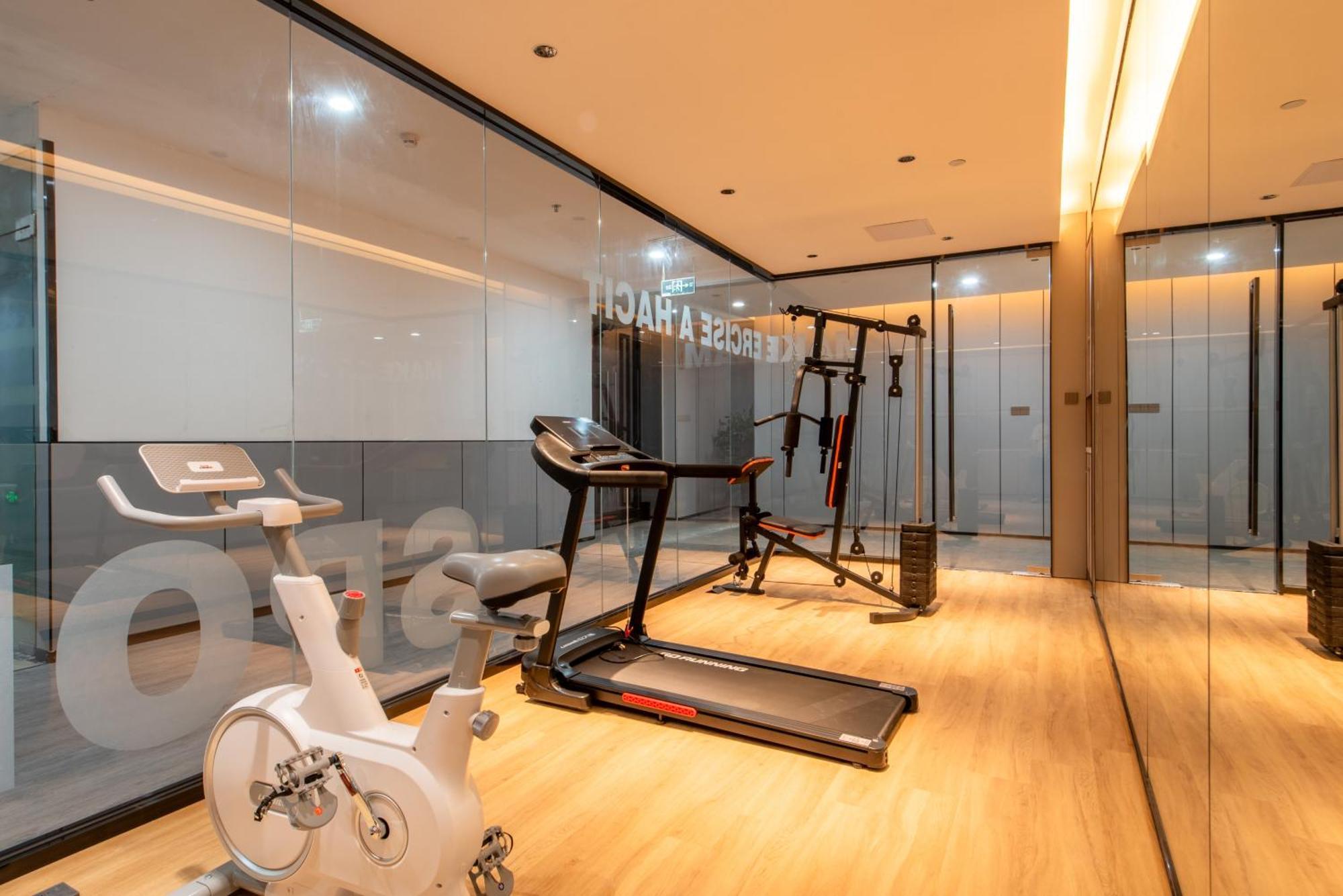 Hotel Calvin International Baiyun International Airport Huadu Plaza Branch - Free Deliver Service To Baiyun International Airport & Free Deliver Service To Fair Complex During Fair Period Guangzhou
