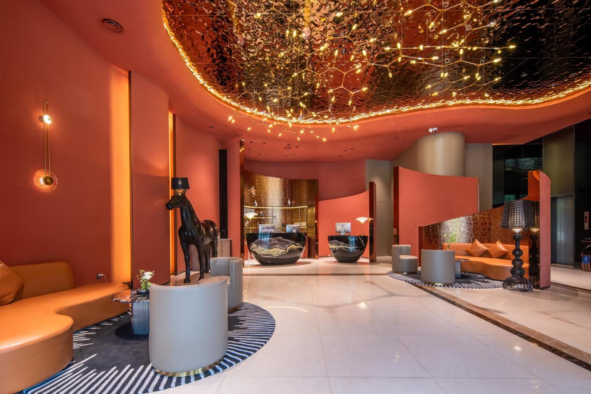 Hotel Calvin International Baiyun International Airport Huadu Plaza Branch - Free Deliver Service To Baiyun International Airport & Free Deliver Service To Fair Complex During Fair Period 3*
