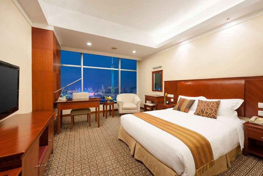 Hotel Ramada By Wyndham Pearl Guangzhou-canton Fair Free Shuttle Bus