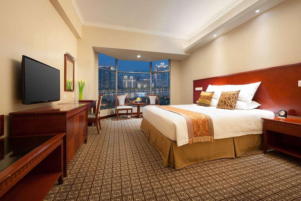 Ramada By Wyndham Pearl Guangzhou-canton Fair Free Shuttle Bus Hotel Guangzhou