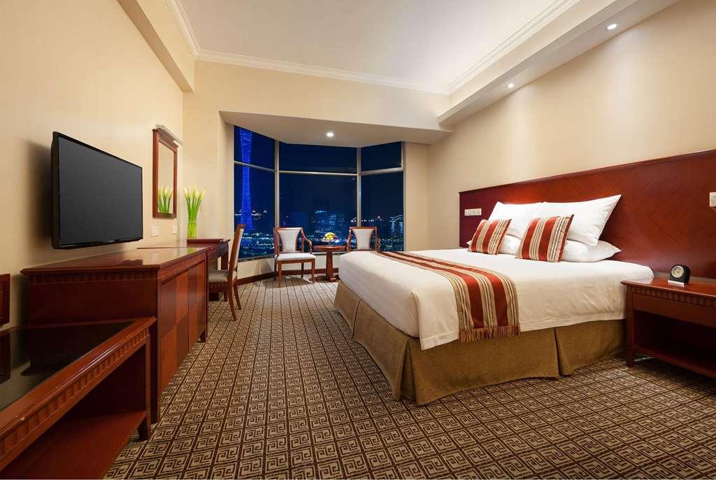 Ramada By Wyndham Pearl Guangzhou-canton Fair Free Shuttle Bus