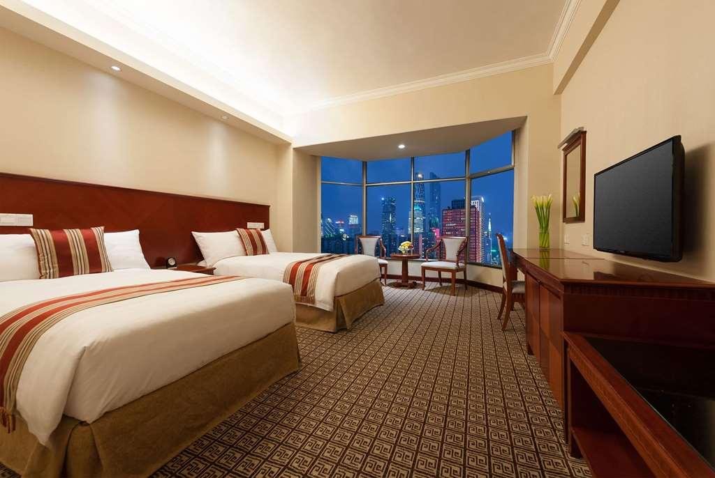 Hotel Ramada By Wyndham Pearl Guangzhou-canton Fair Free Shuttle Bus