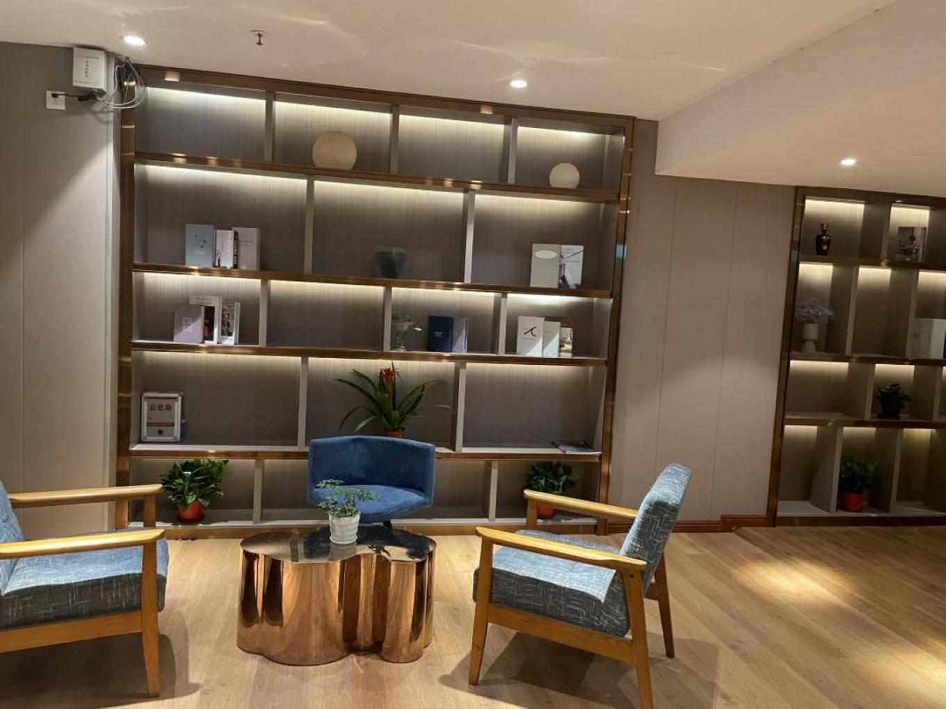 Azure View Elegant South Railway Station Branch - Free Shuttle Bus To South Railway Station & Free Deliver Service To Fair Complex During Fair Period Hotel Guangzhou