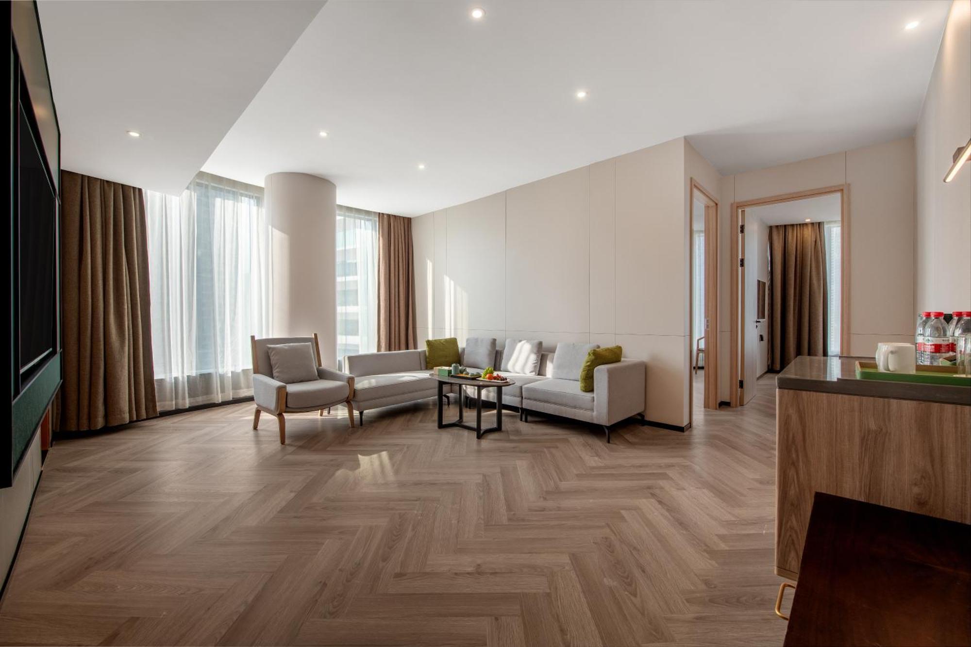 H' Elite Hotel- Free Fair Shuttle Bus And Registration Counter Hotel 4*
