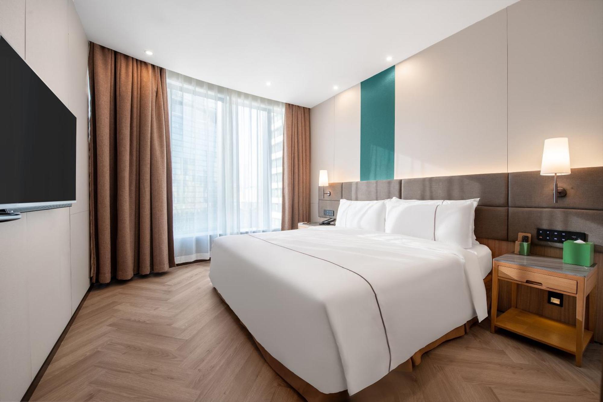 Hotel H' Elite Hotel- Free Fair Shuttle Bus And Registration Counter 4*