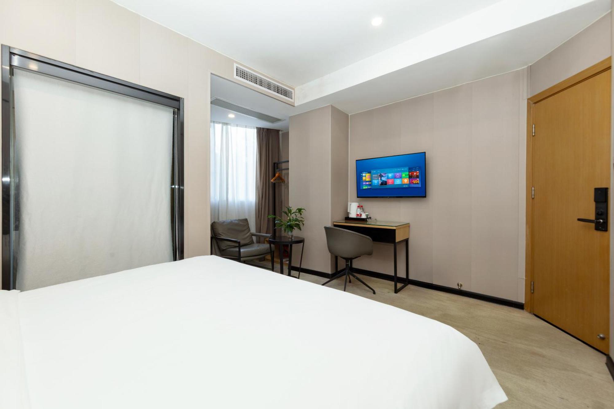 The Time Pazhou-free Shuttle Bus For Fair Hotel 2*
