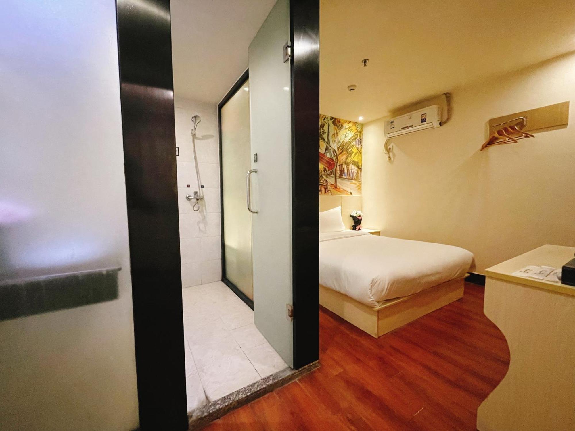 Emi International Convention And Exhibition Center Tower Branch Hotel Guangzhou