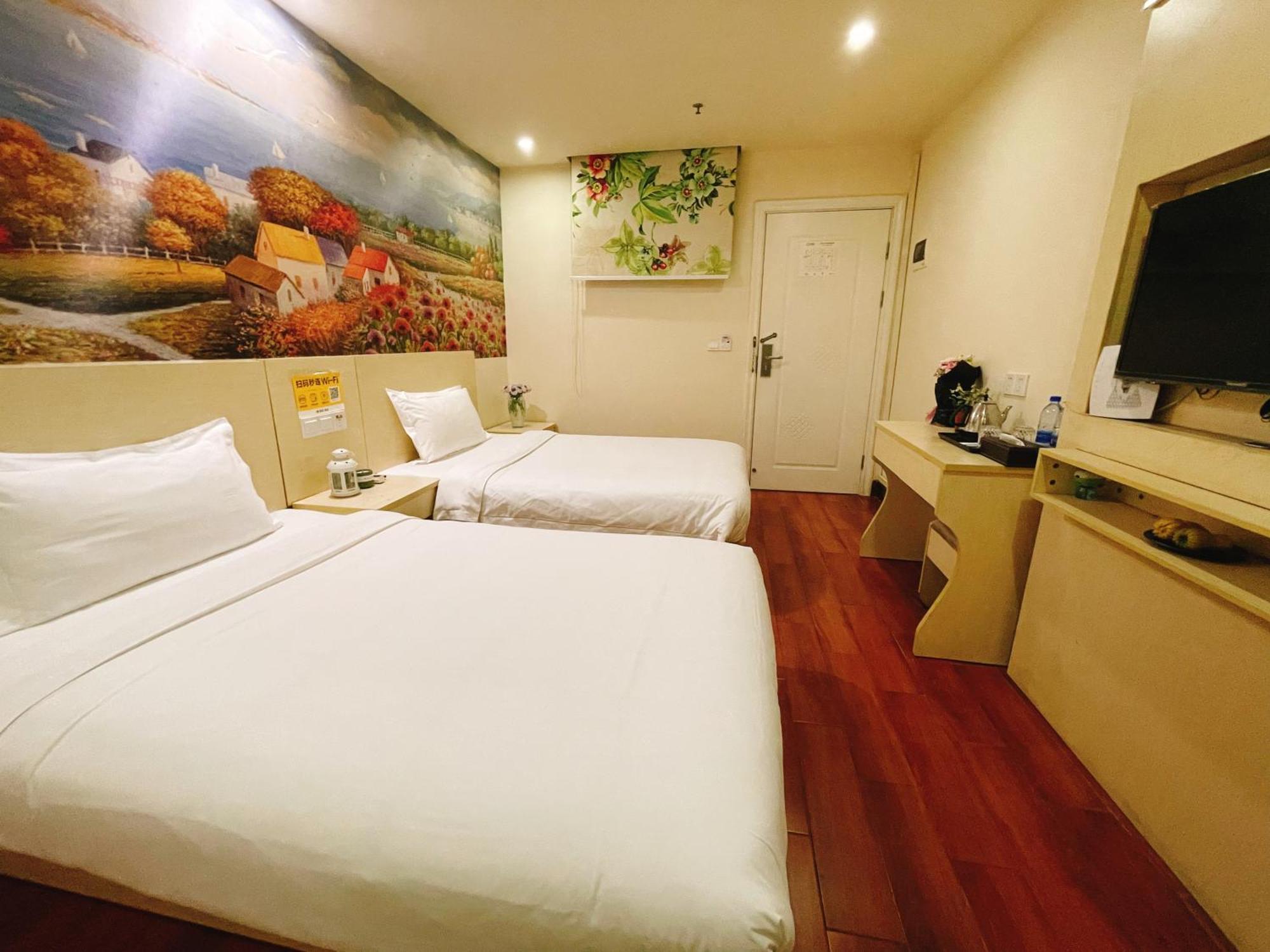Emi International Convention And Exhibition Center Tower Branch Hotel
