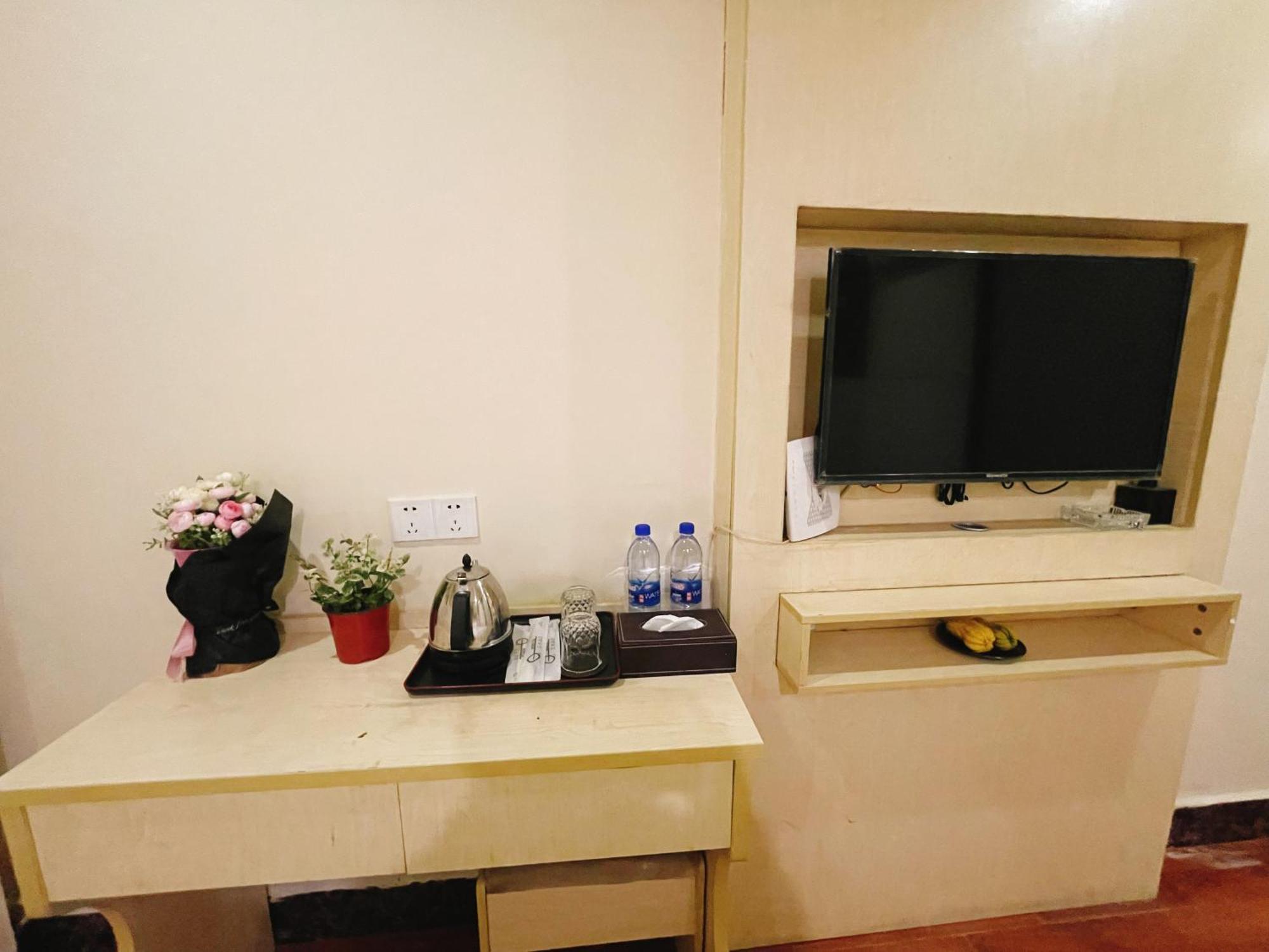 Hotel Emi International Convention And Exhibition Center Tower Branch Guangzhou