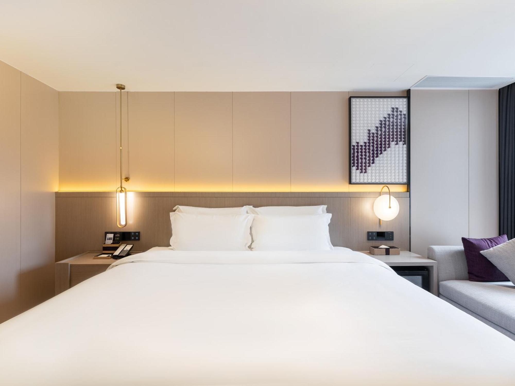 Lavande International Taikoo Hui Square Shipaiqiao Metro Station Branch - Free Shuttle Bus To Fair Complex During Fair Period & Free Vpn Internet Access Hotel Guangzhou