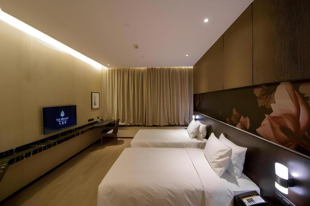 The Mulian Zhujiang New Town Hotel