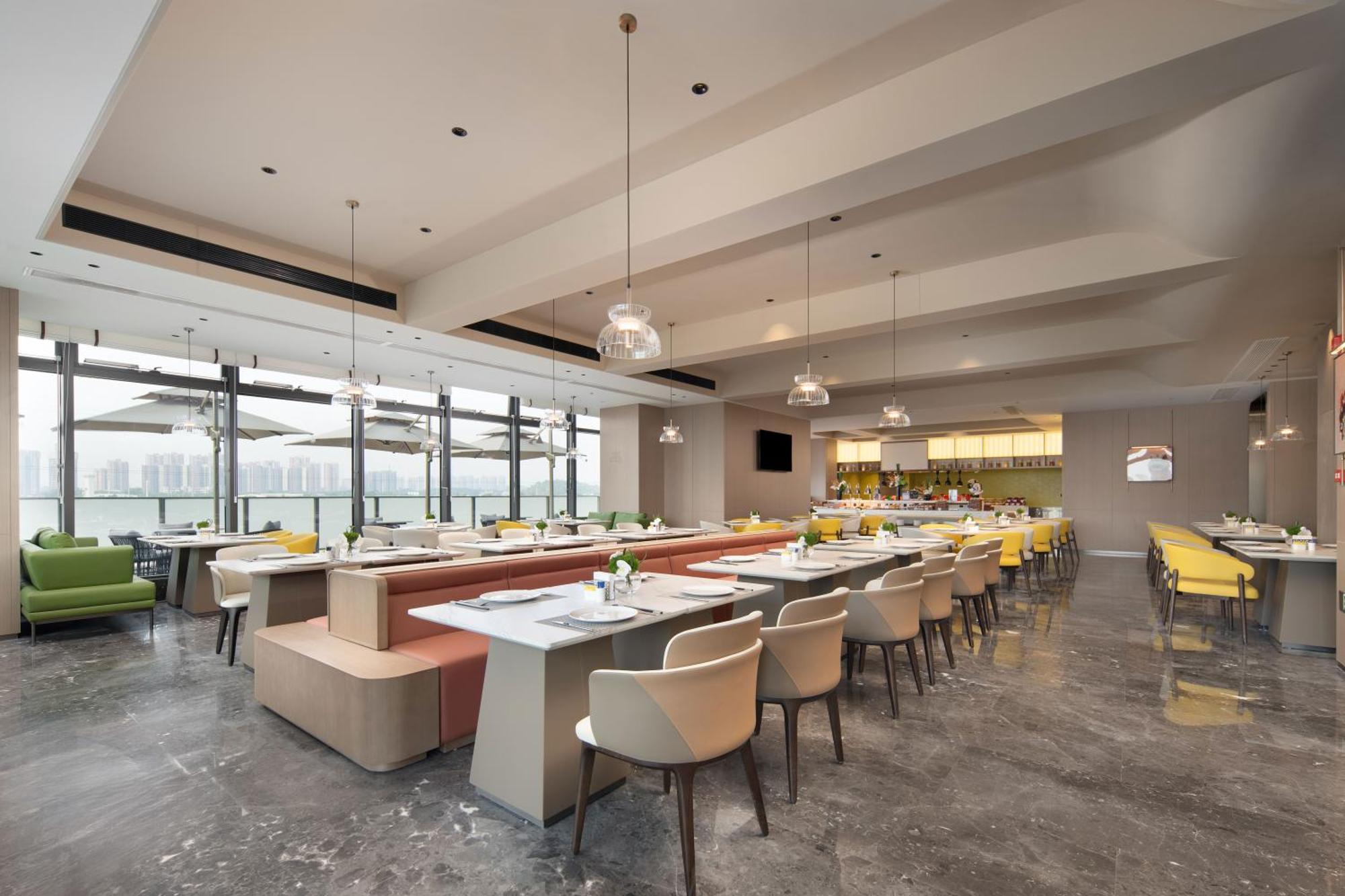 Hampton By Hilton Huangpu Sports Center Hotel Guangzhou