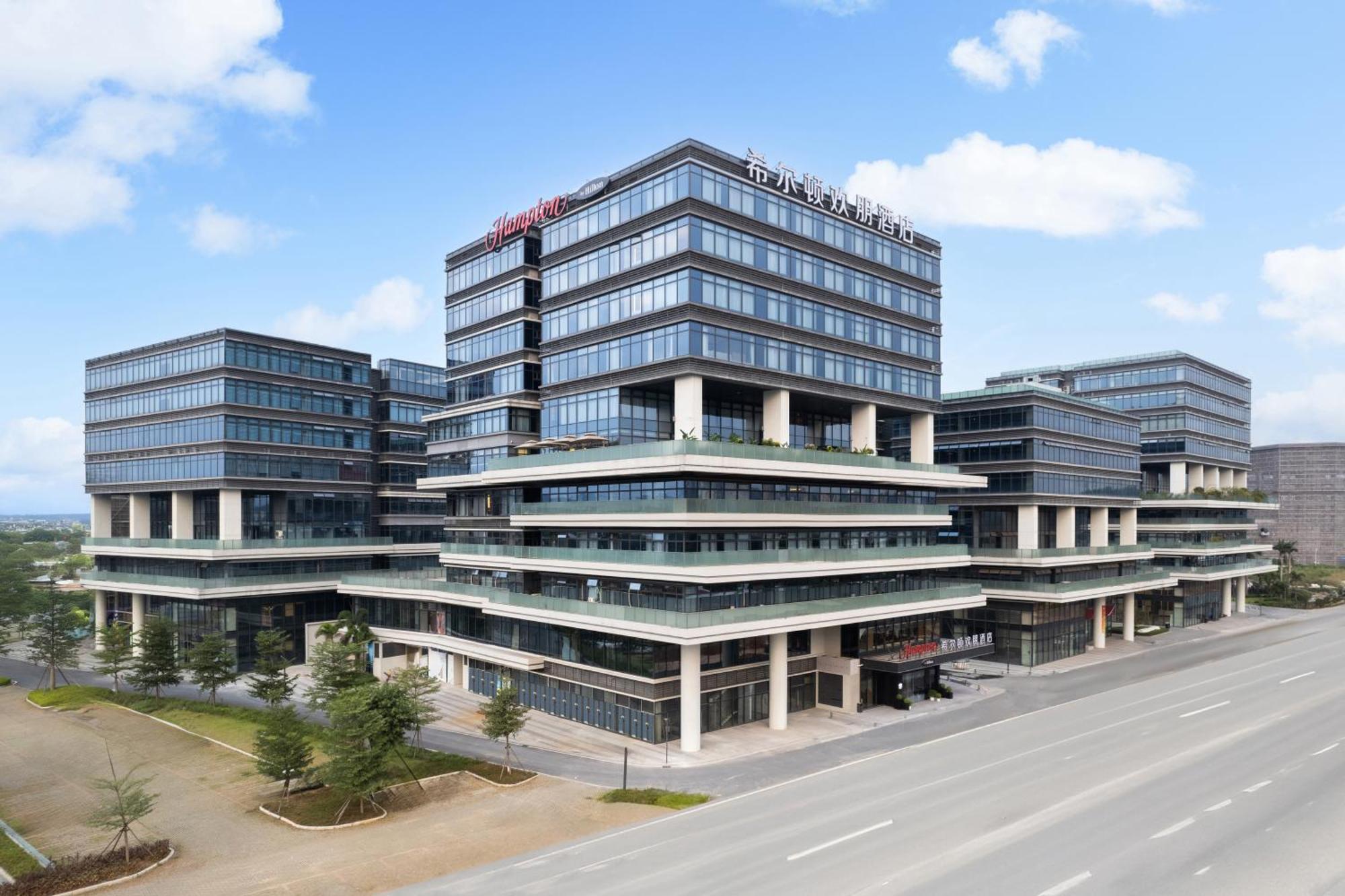 Hampton By Hilton Huangpu Sports Center