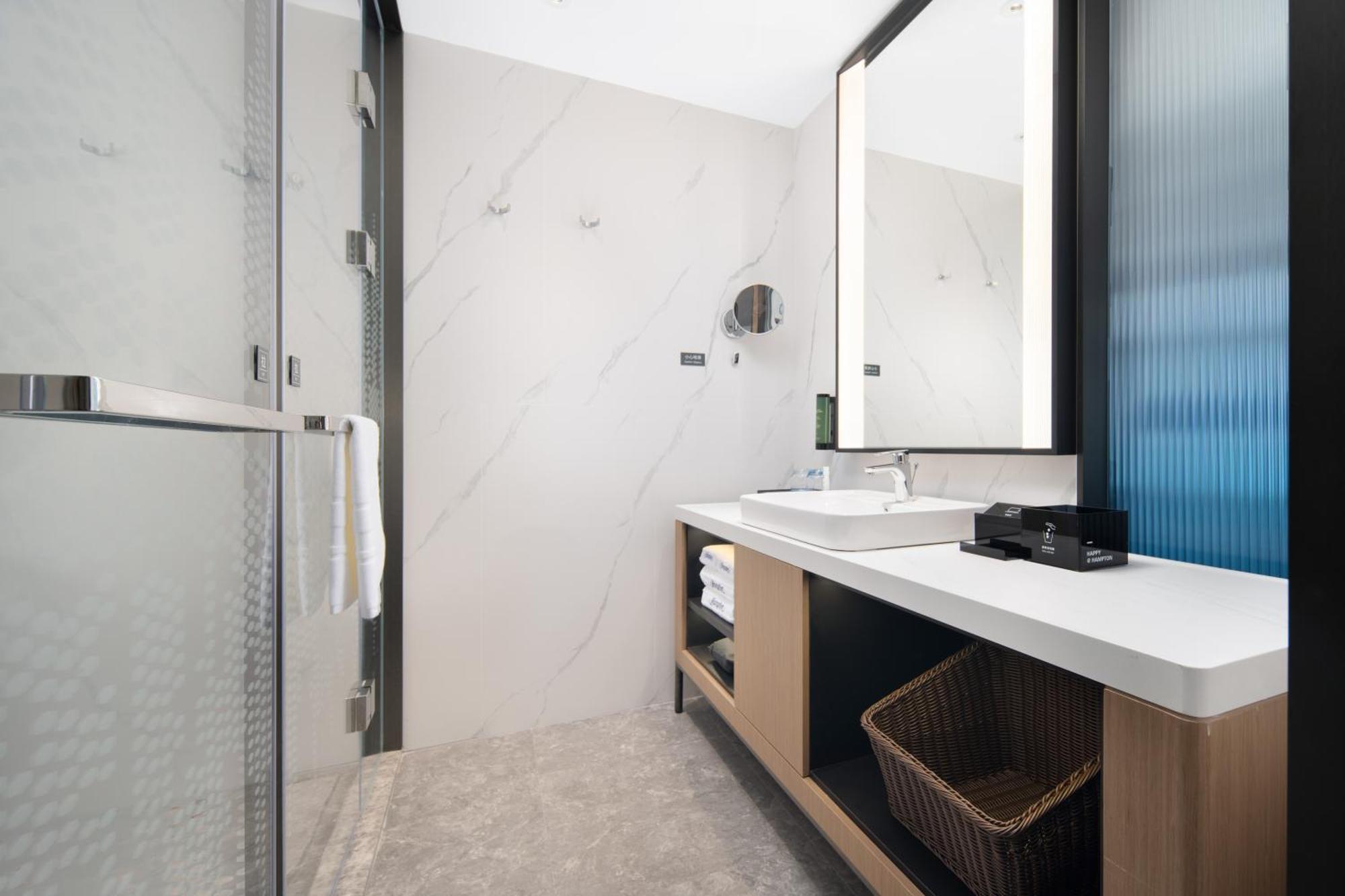Hotel Hampton By Hilton Huangpu Sports Center