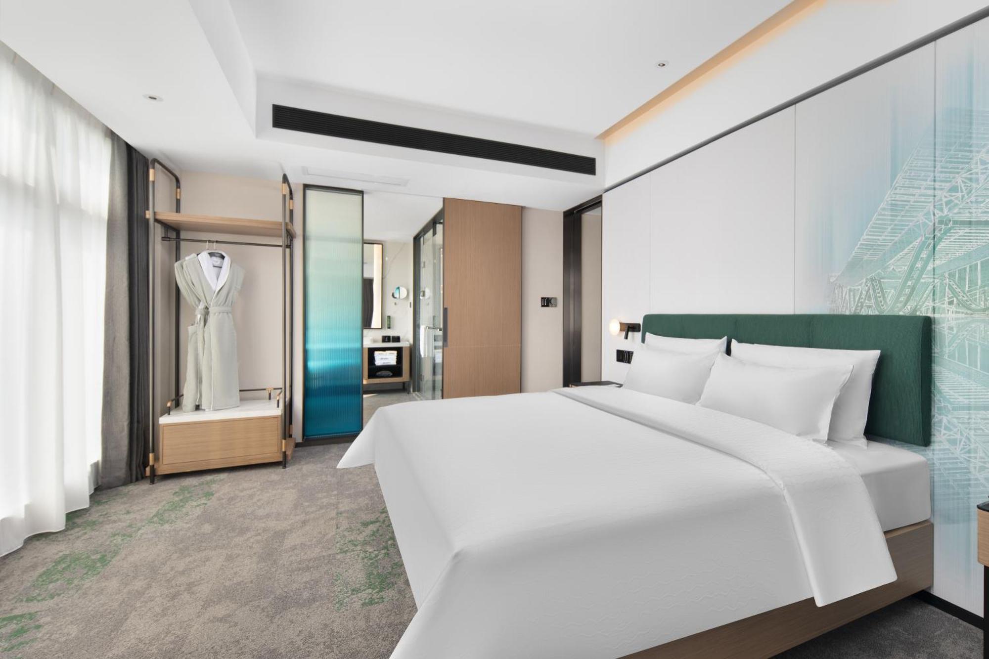 Hampton By Hilton Huangpu Sports Center