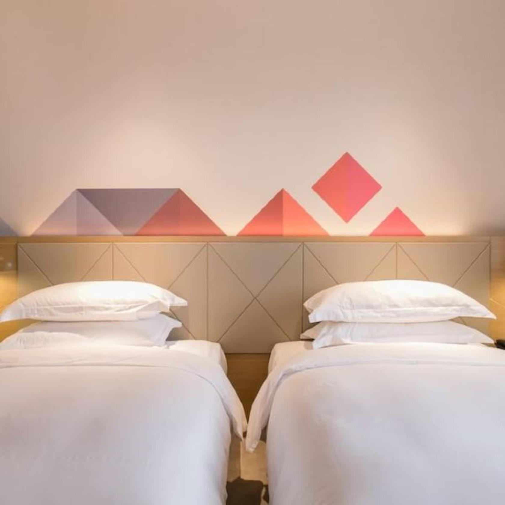 Borrman International Tower Chigang Metro Station Flagship Branch Hotel 4*