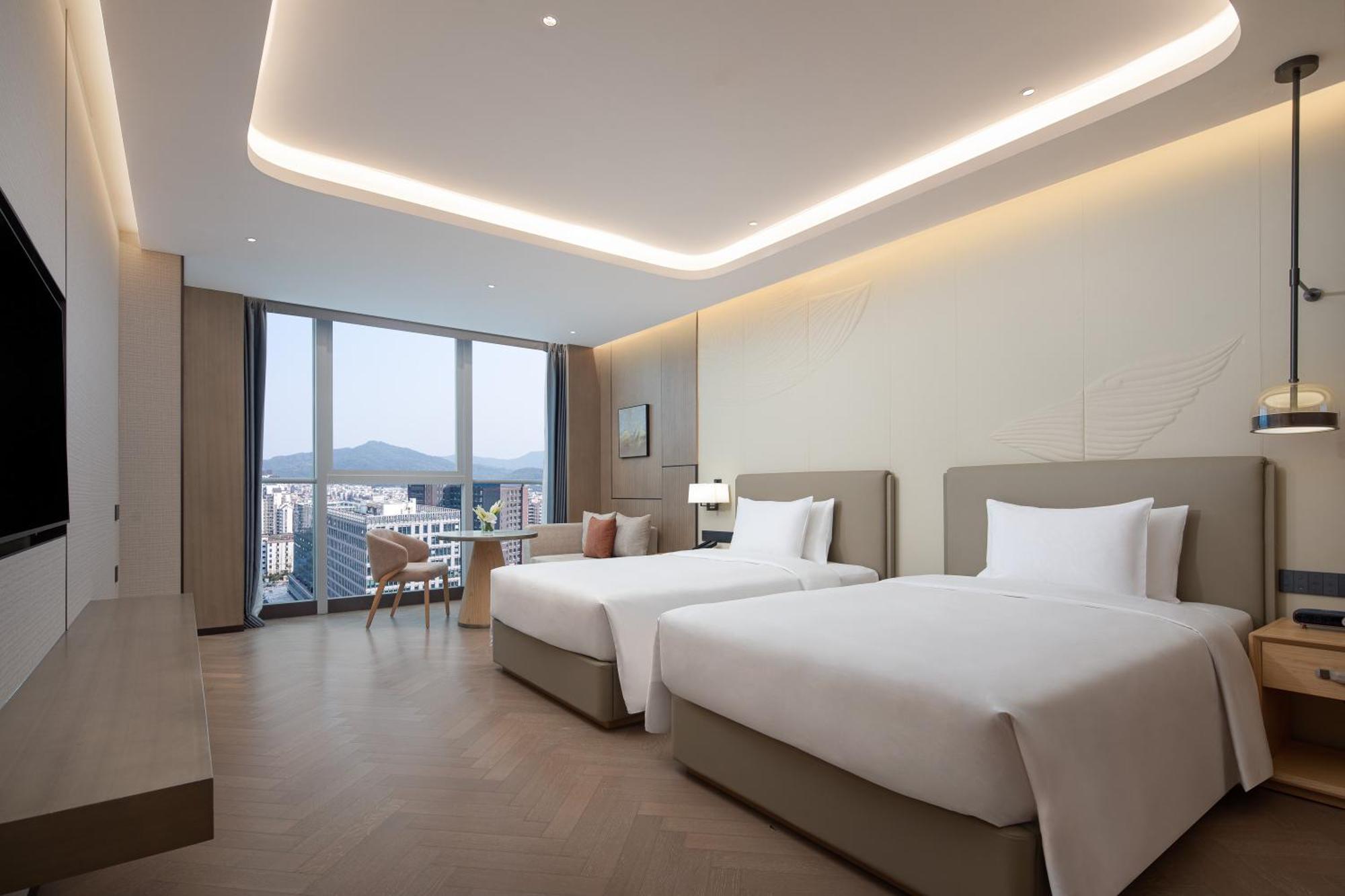 Hotel Wyndham Huangbian Metro Branch - Free Shuttle Bus To Fair 5*