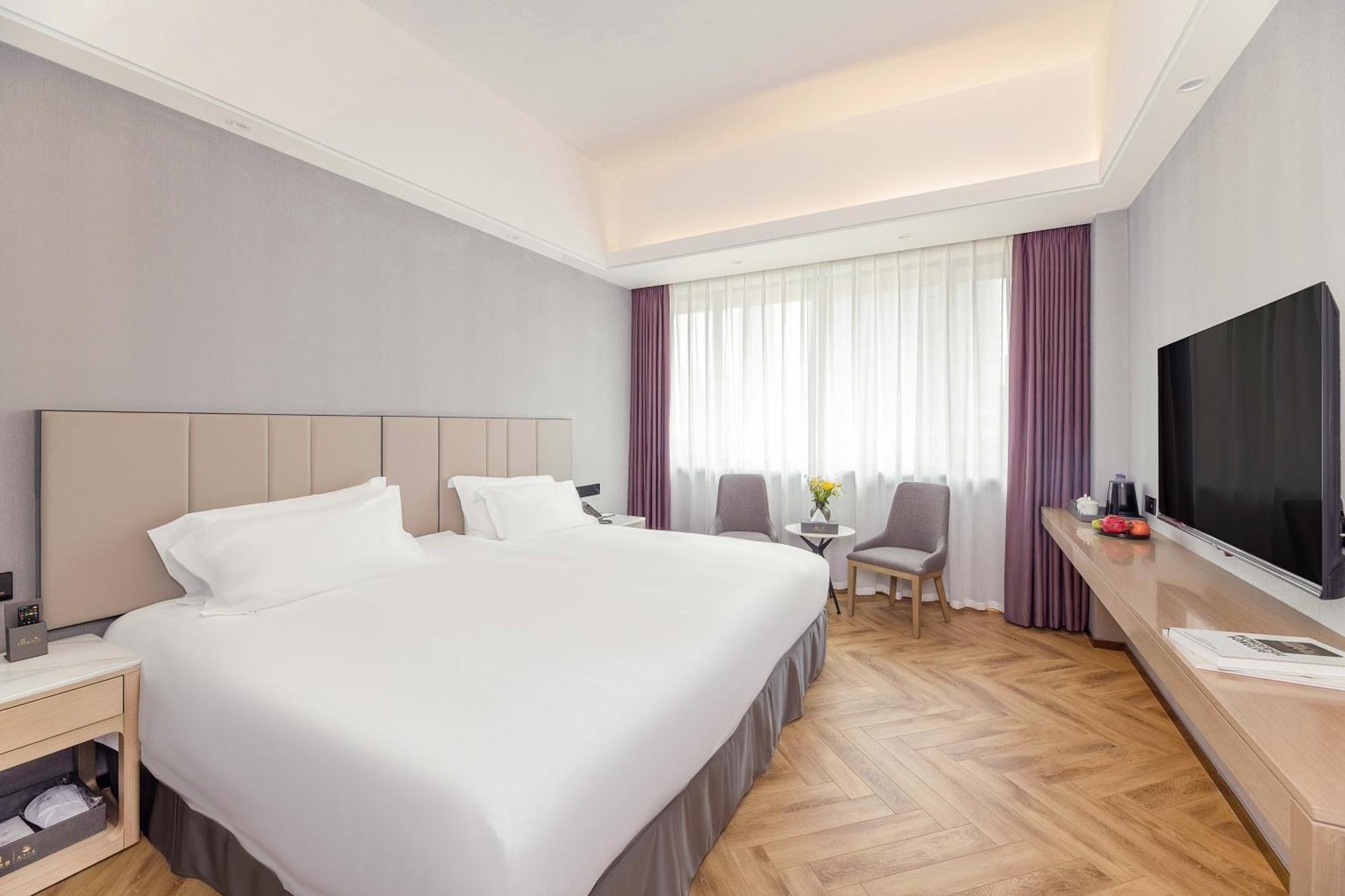 Tianhe Building 4* Guangzhou