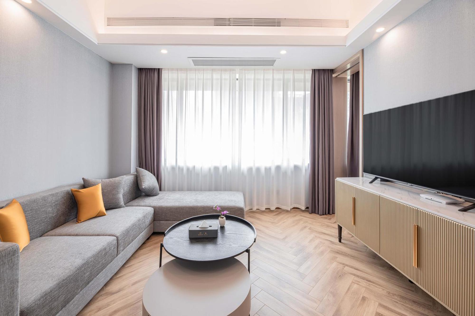 Hotel Tianhe Building 4*