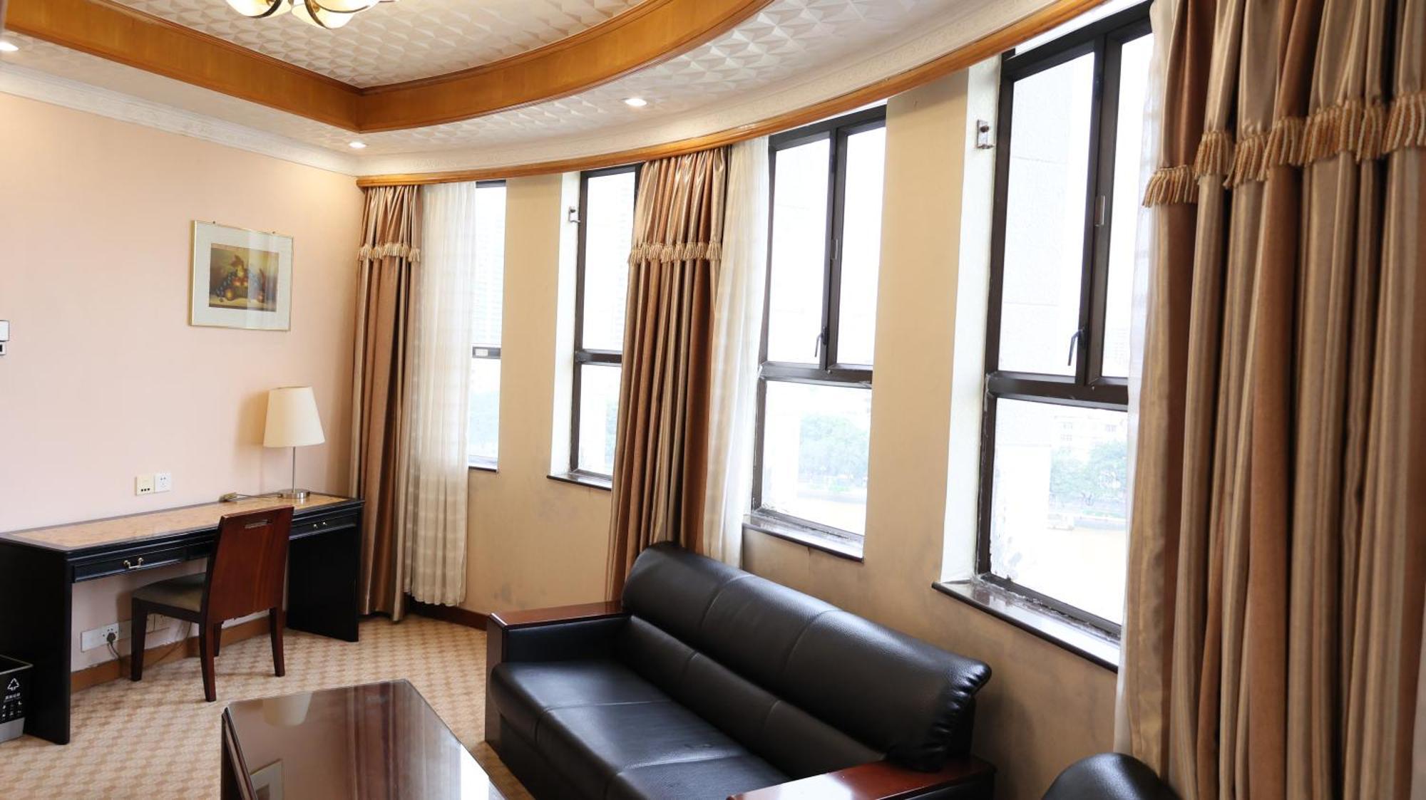 Aiqun - Fair Free Shuttle Bus During Fair Period Hotel 3*