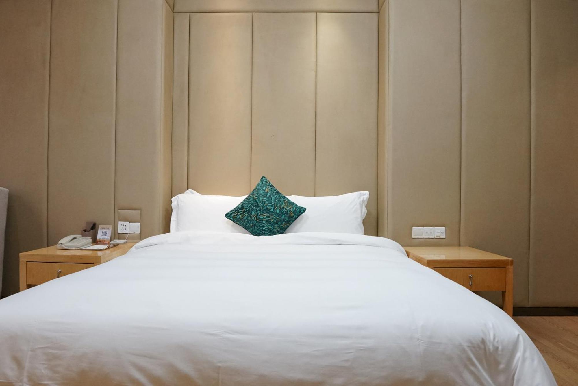 Hotel Paco Ouzhuang Metro Guangzhou-free Shuttle To Fair
