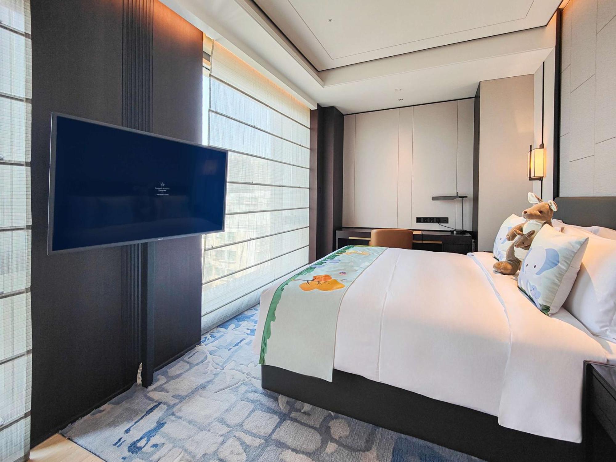 Kempinski Residences - Free Shuttle Between And Exhibition Center During Fair & Exhibitor Registration Counter 5*