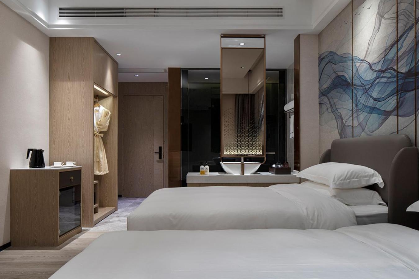 Hotel Paco Jinfeng Metro - Free Shuttle Bus For Fair