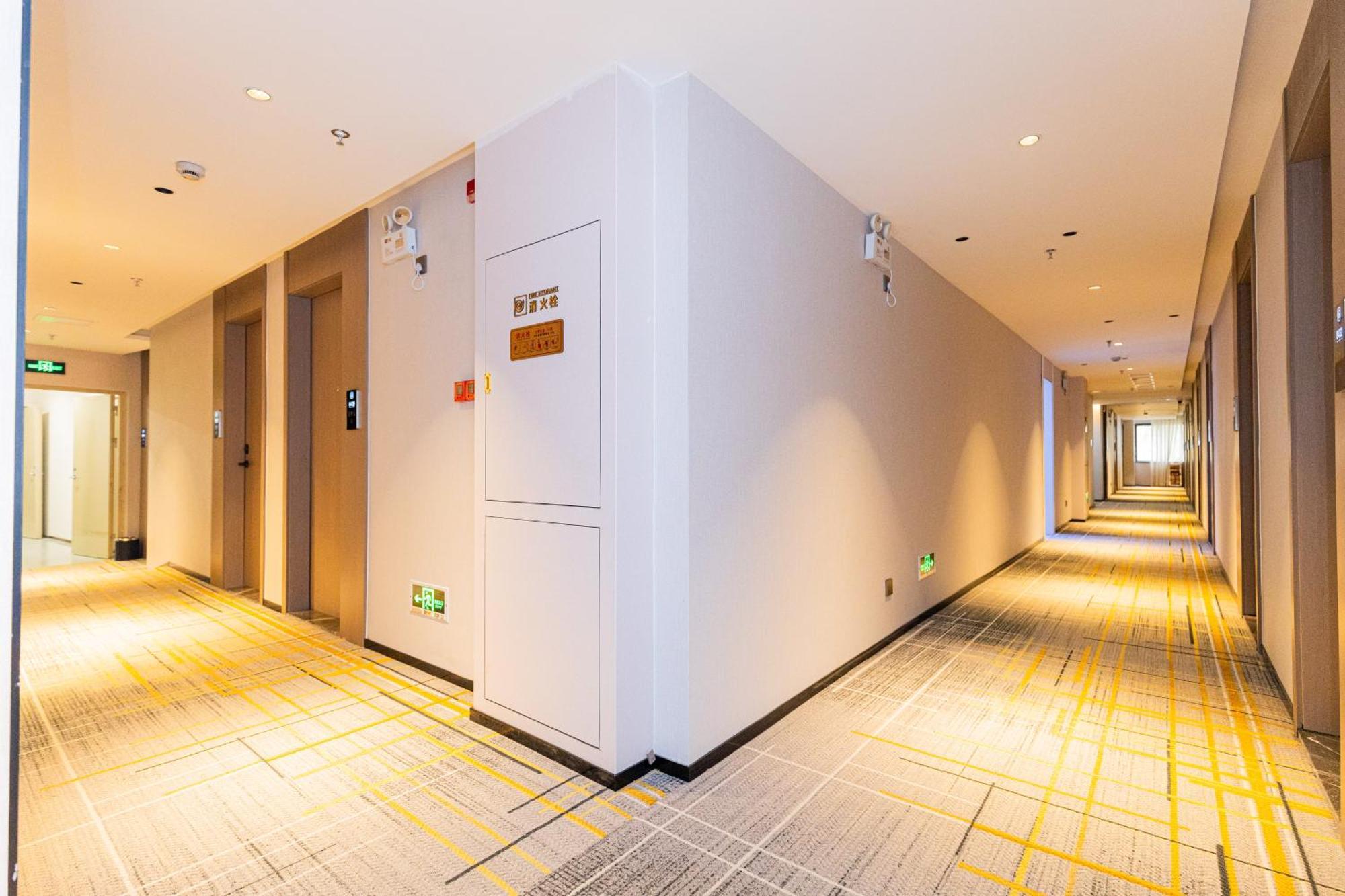 Hotel Yifangli 3*