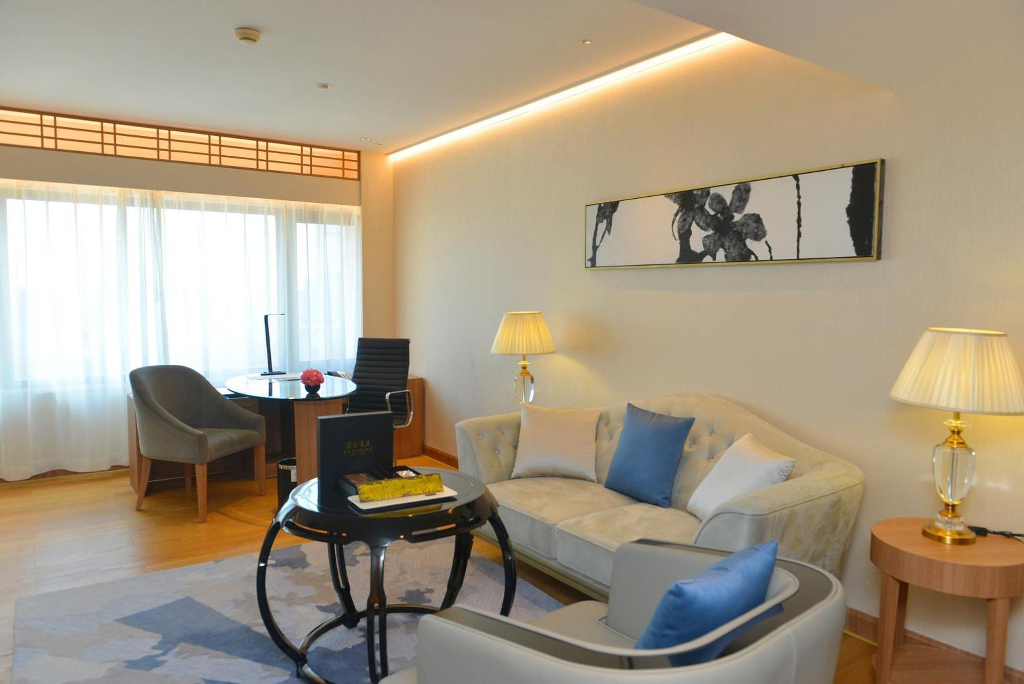 The Garden Guangzhou: Exhibition Center Shuttle & Fair Services 5* Guangzhou