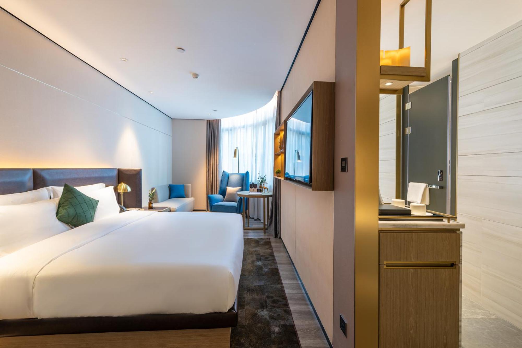 Echarm International Ouzhuang Metro Station Branch - Free Deliver Service To Fair Complex During Fair Period Hotel Guangzhou