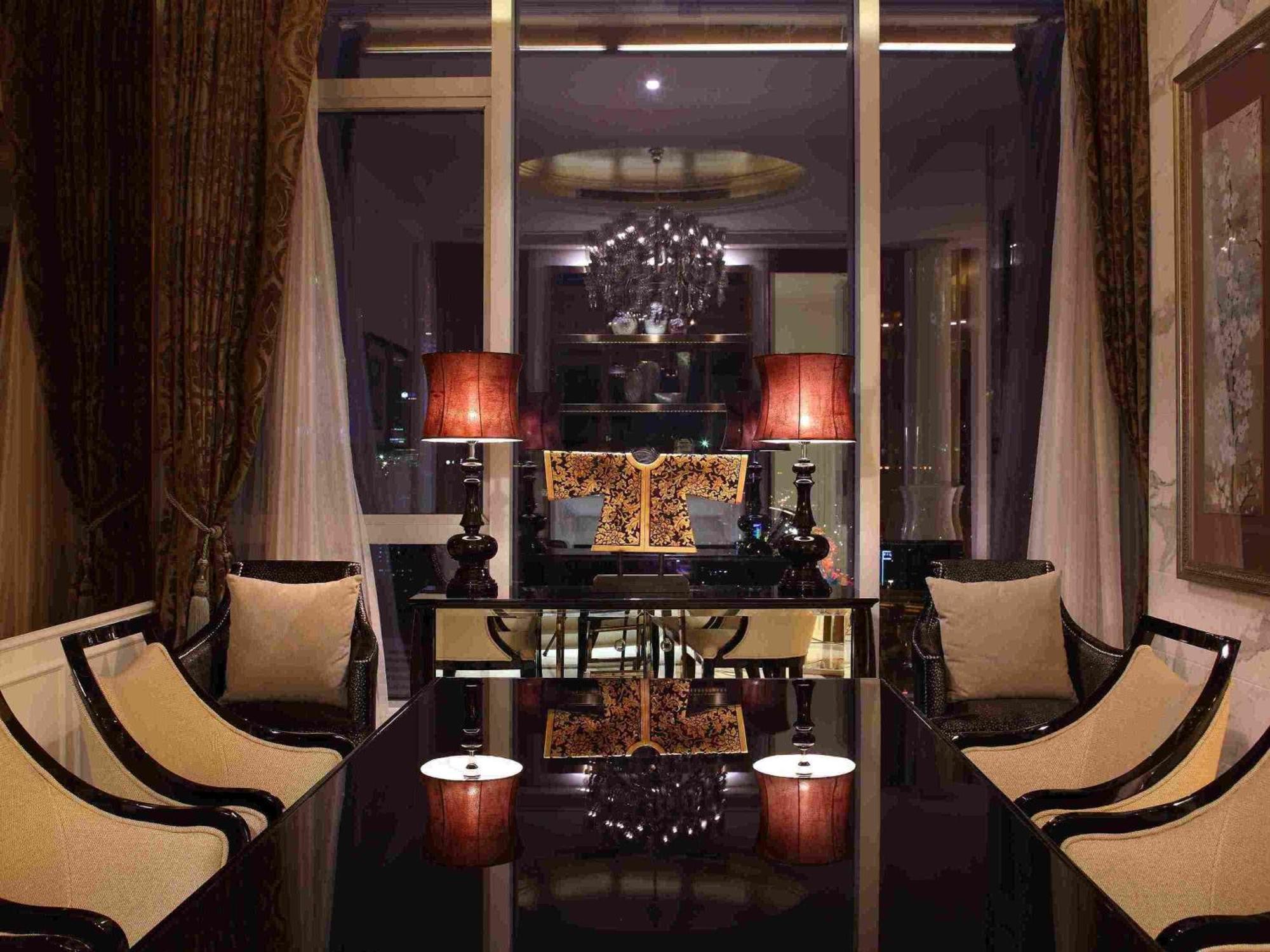 Sofitel Sunrich - Free Shuttle Bus To Fair Complex & Overseas Buyer Registration Services During Fair Period Hotel