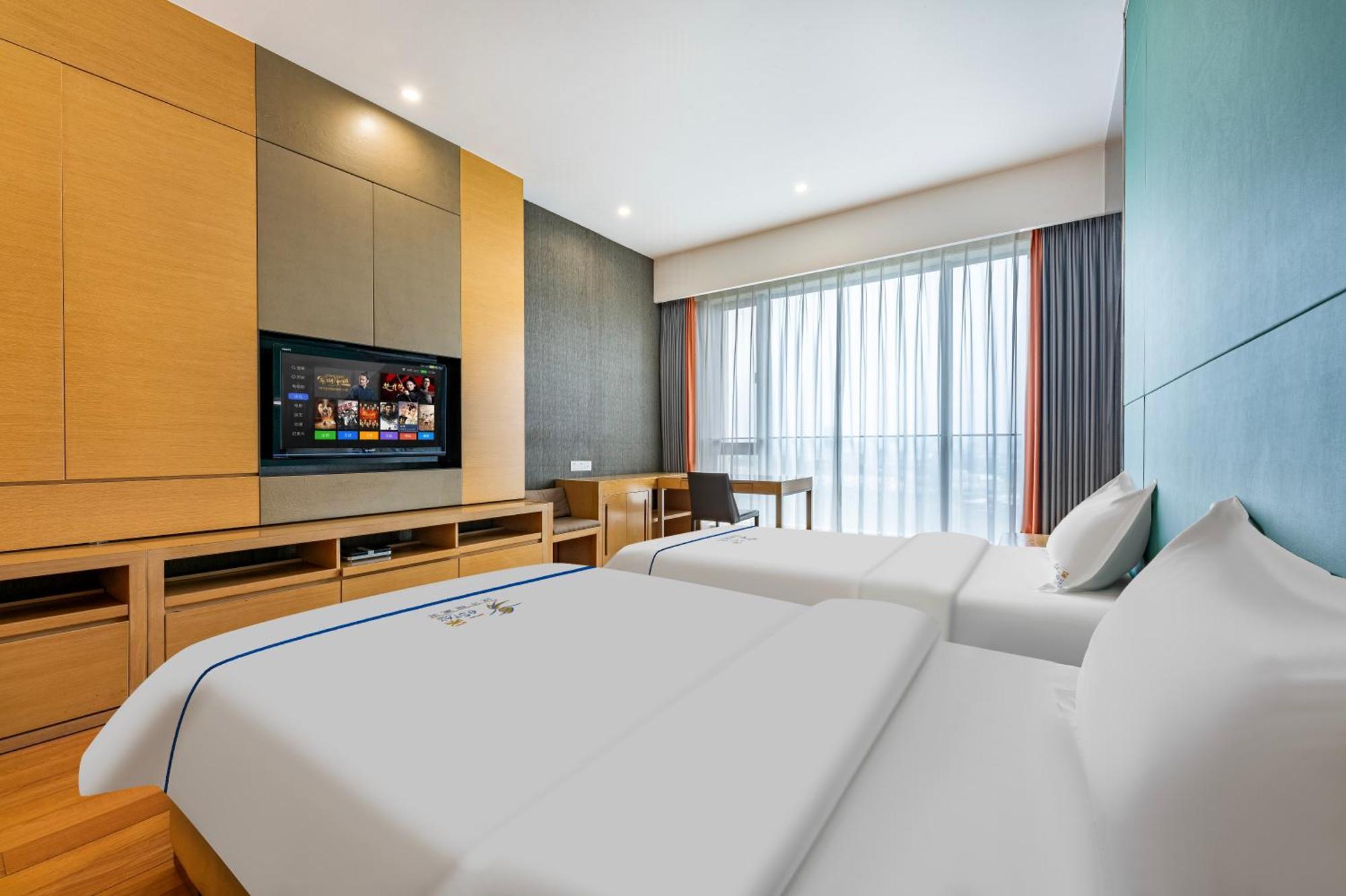 Estay Residence-poly World Trade Center *